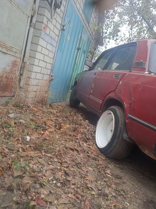 Продам ваз 2107 на газу газ вписан