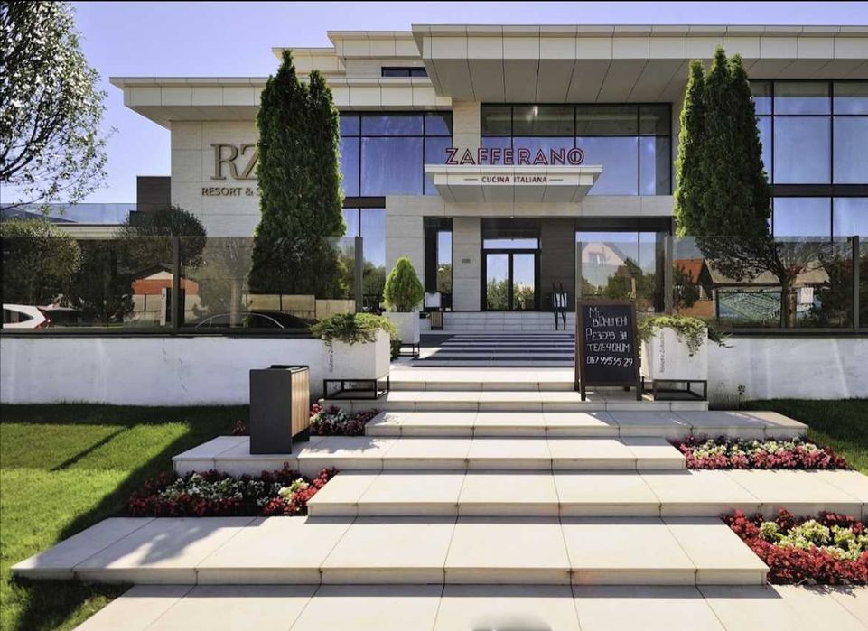 Найкраще котеджне містечко України Золоче, фасад - 2 ділянки (12+12)