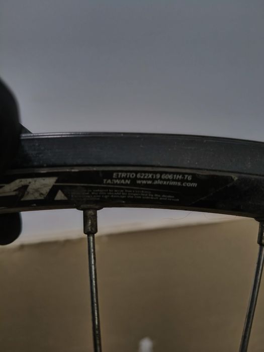 Koło tylnie 28 cali kaseta 10 rz tarcza