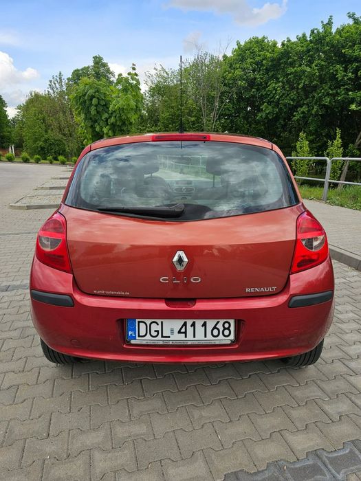 Renault Clio Automat - 1.6b - 2006r
