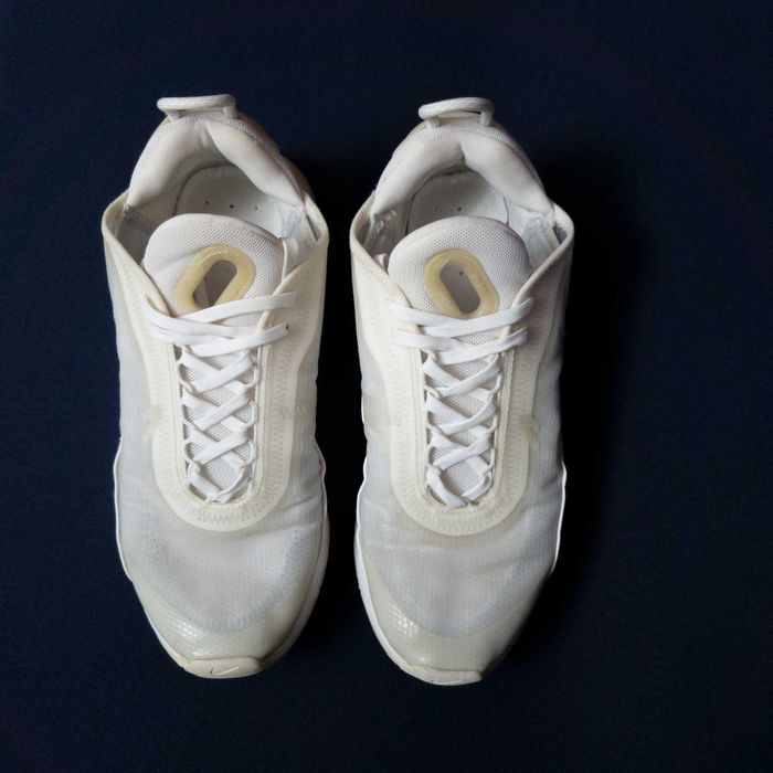 кроссовки Nike Air Max 2090 размер 40,5 стелька 25,5 см.