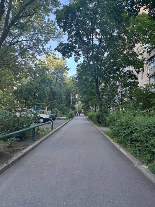 Дарницький бульвар оренда
