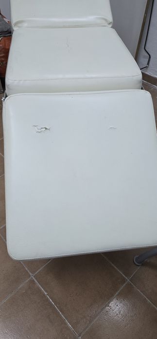 Marquesa em pele usada