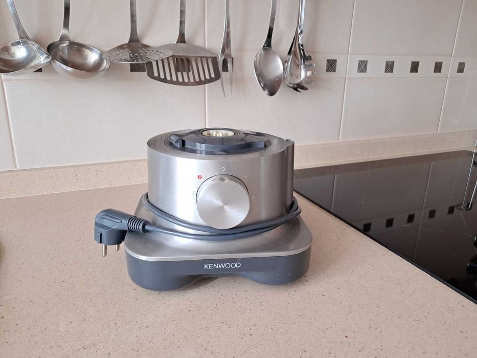 Processador para peças "Kenwood FP250"  Os Acessórios em ótimo estado