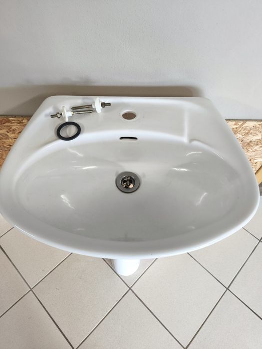 Lavatório com coluna Sanitana
