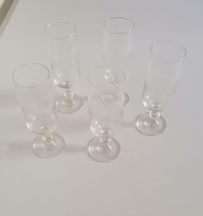 Long Champagne Glasses / Flutes431550436738355201