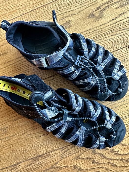 Sandały pòłbuty Karrimor rozm.32 dł. Wkł 19cm
