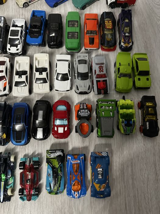 Машинки Hot Wheels монстртрак