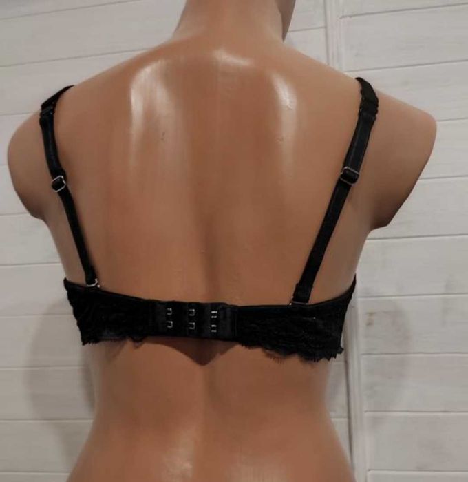 Бюстгальтер 80С чорний