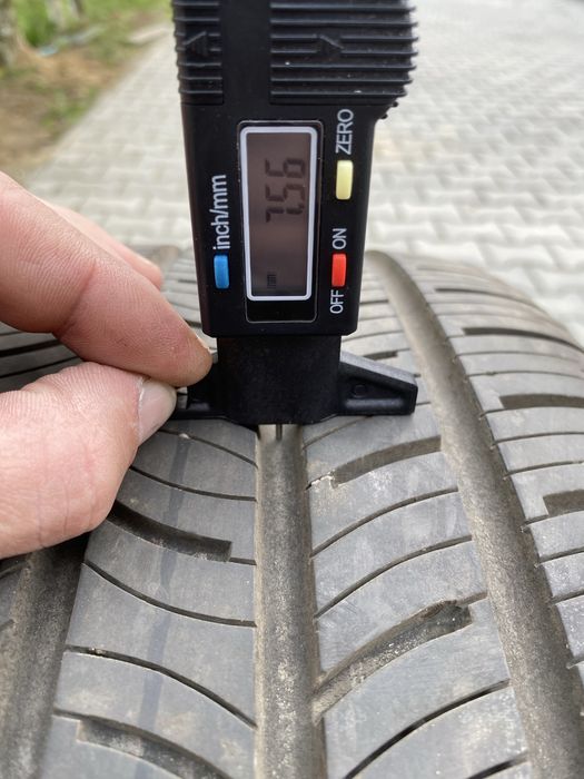 Opona Continental  255/40R19
