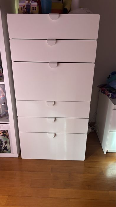 Comoda ikea em bom estado