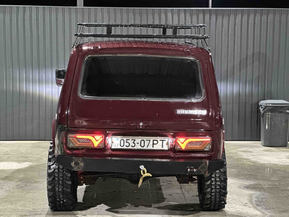 Нива 4х4.