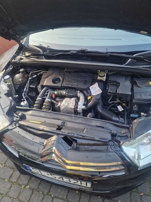 Sprzedam Citroen 4. 1.6 hdi 112 km 2012r przebieg 212 tys.