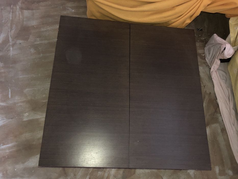 Mesa de centro usada em muito bom edtado.