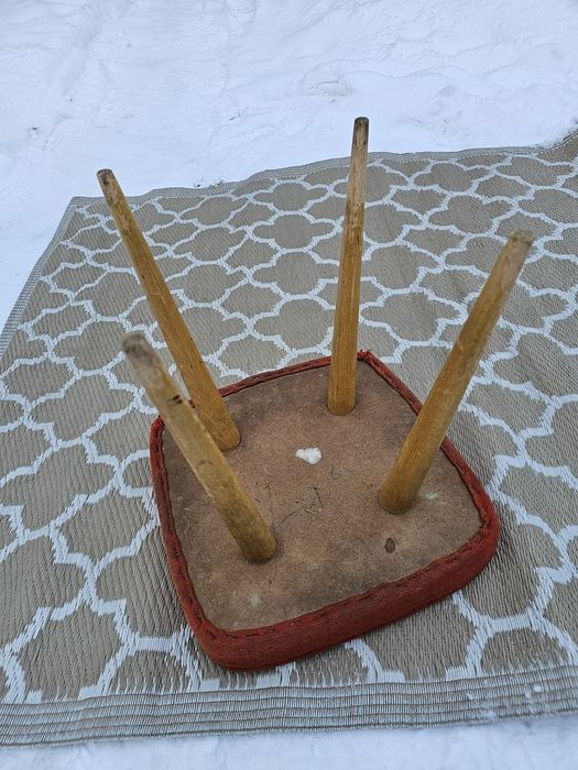 Taboret patyczak prl