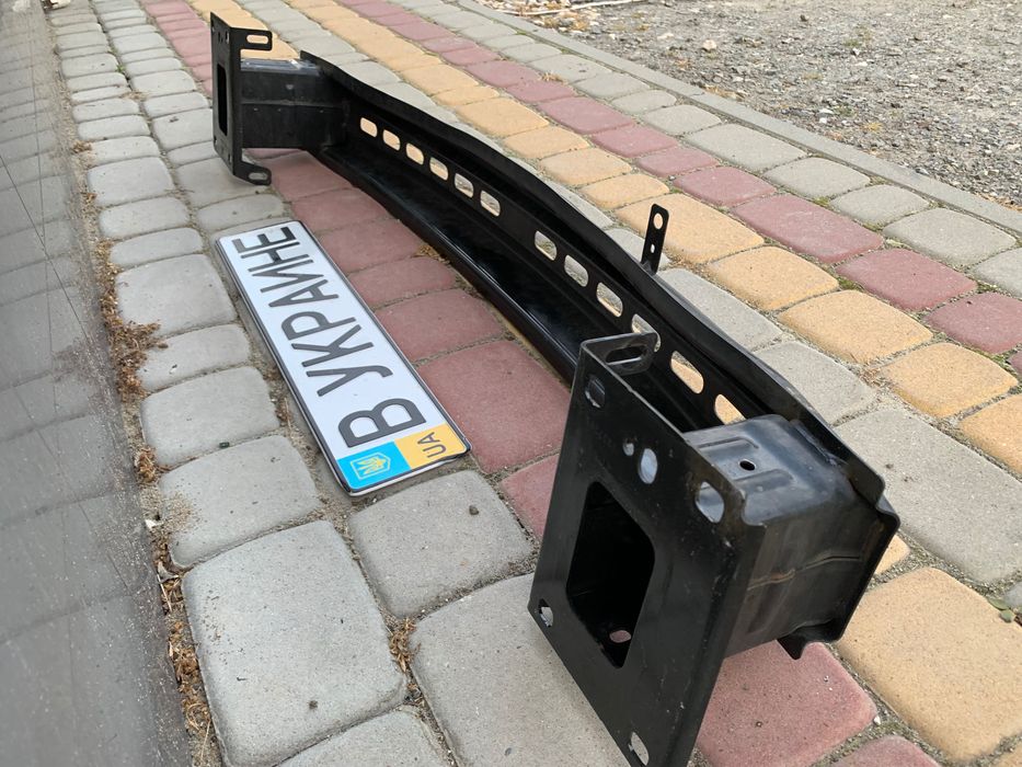 Усилитель переднего бампера шкода октавия А7 Skoda Octavia A7 разборка