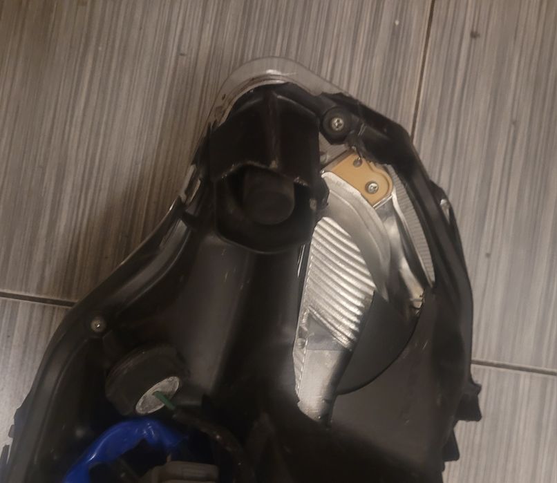 Lampa Subaru Outback V 5 Europa Prawa