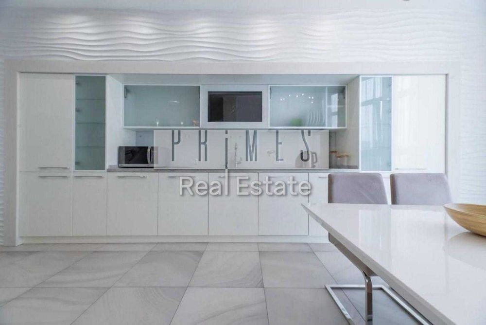 Аренда 4к квартиры 180м2, ЖК Нововпечерские Липки, ул. Верхогляда, 9