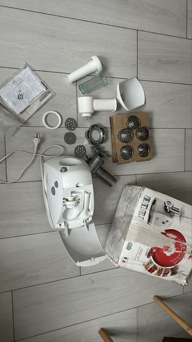 Электро мясорубка Мулинекс