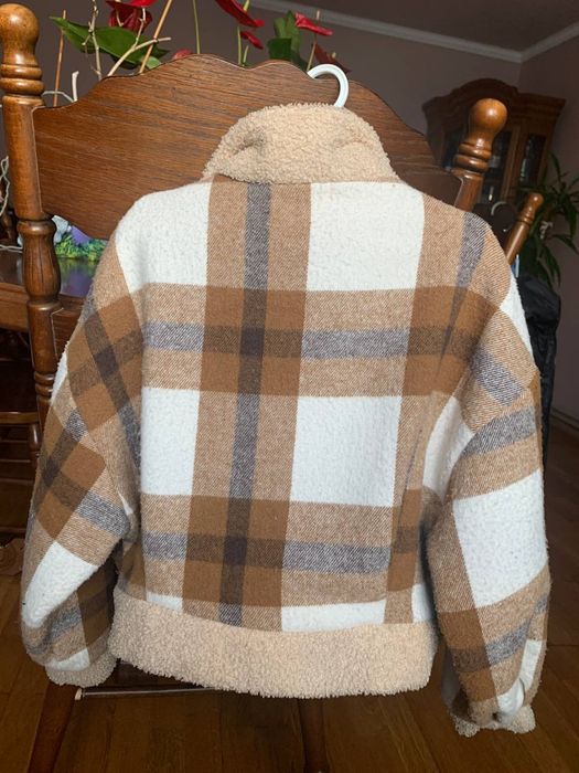 Куртка весна для дівчинки