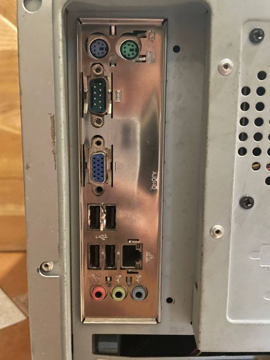 Продам стаціонарний комп'ютер ASUS