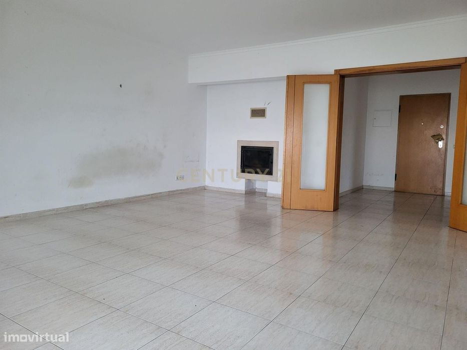 Apartamento T2 — Azambuja, Lisboa