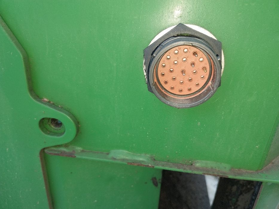 Rozrzutnik plew John Deere s670