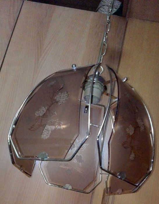 Candeeiro tecto dourado