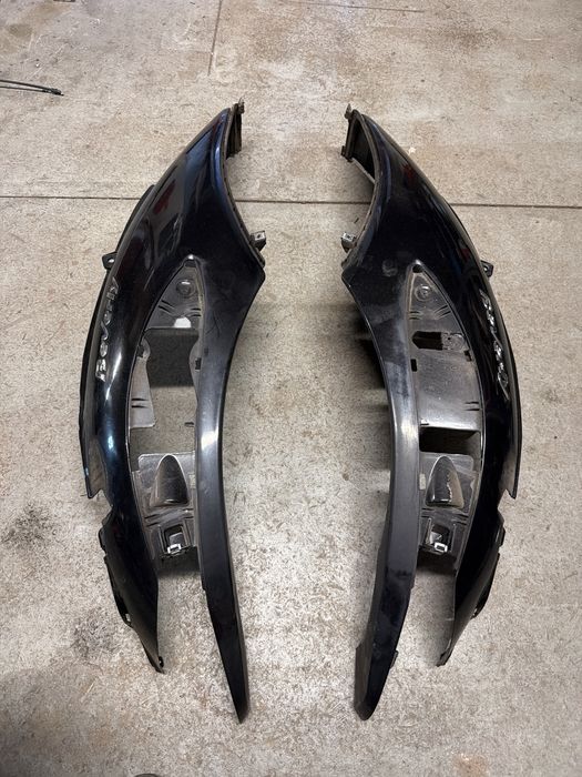 Osłony Prawa Lewa Piaggio Beverly 125 zadupek
