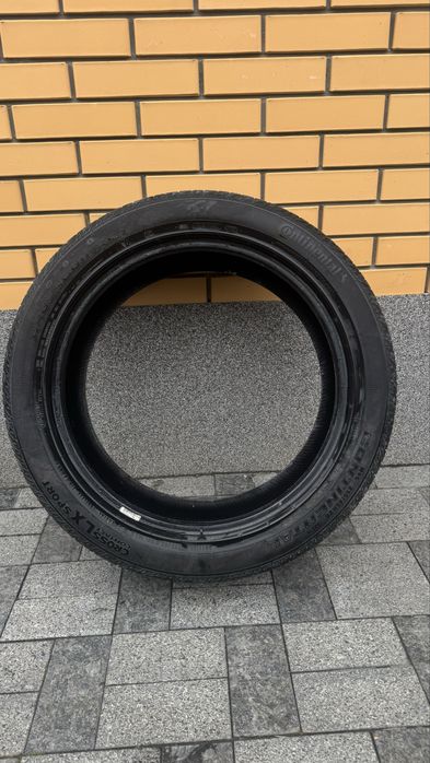 Літня резина 255/45R20 Continental Cross Contact LX Sport