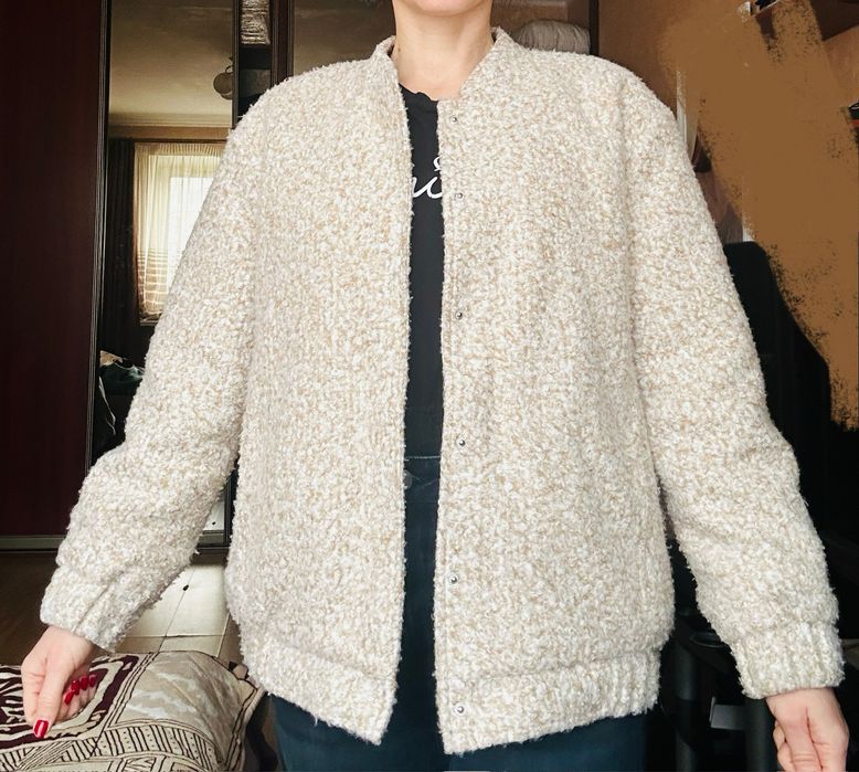 Бомбер на весну