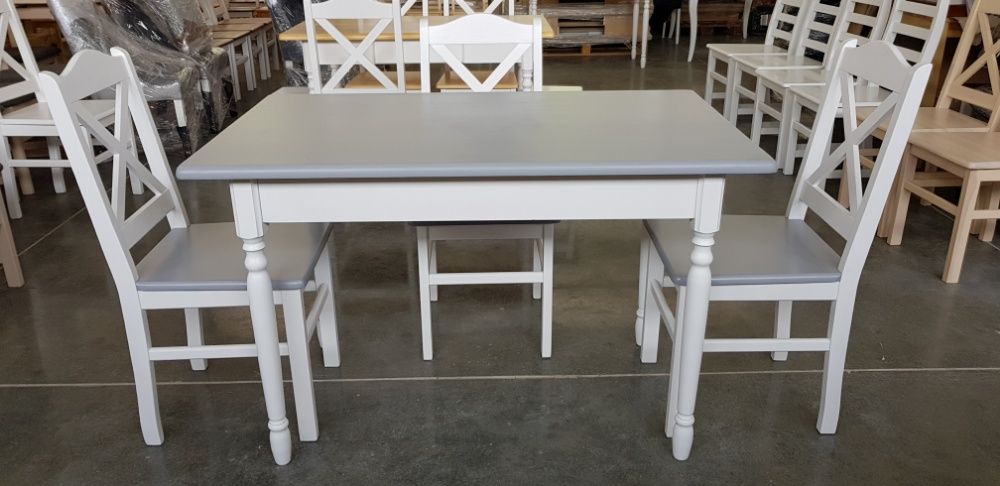 Zestaw stół+ 4 krzesła  do kuchni restauracji  baru Producent nowy