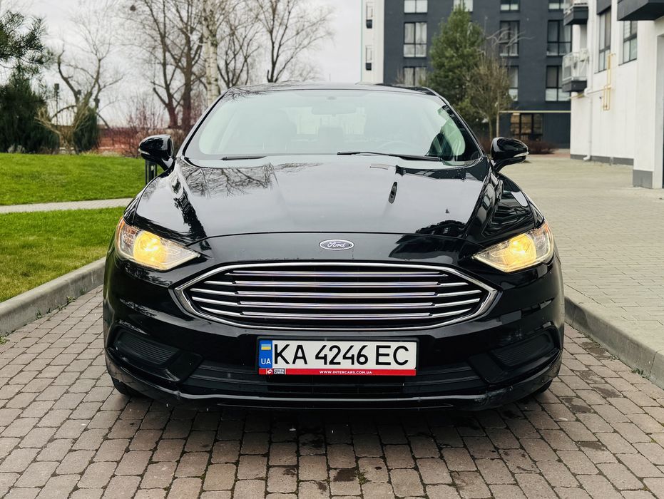 Автомобіль в хорошому як технічному, так і візуальному стані!
Салон від Titanium.
Додатково встановлено центральну магнітолу Soni, мертві зони на дзеркалах, контурна підсвітка.
Є комплект літної гуми.
Стоїть дороге ГБО 4 покоління.
Повністью обслужена.
Рідний пробіг!
Переоформлення.
Детальніше за телефоном.