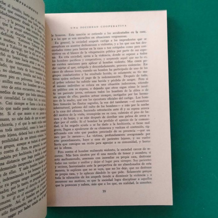 Sexo y Temperamento en Tres Sociedades Primitivas  - Margaret Mead