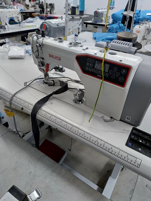 Máquina calcador alternado bruce