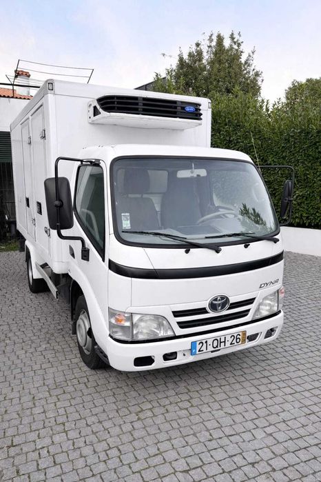 Toyota Dyna 3.0 D4d  144 cv