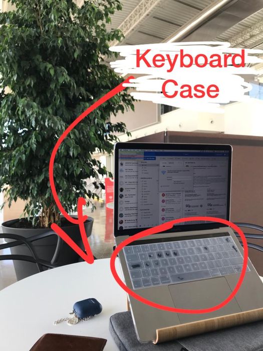 APPLE MACBOOK PRO 2020 (Como novo) + Keyboard Case + Computer Case + Screen Protector64284552796033122