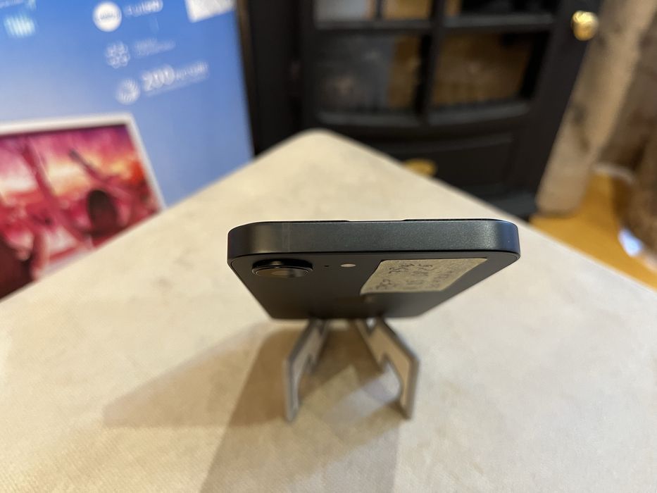 Iphone 16Е 128Gb Neverlock 100%  75 циклів стан НОВОГО
