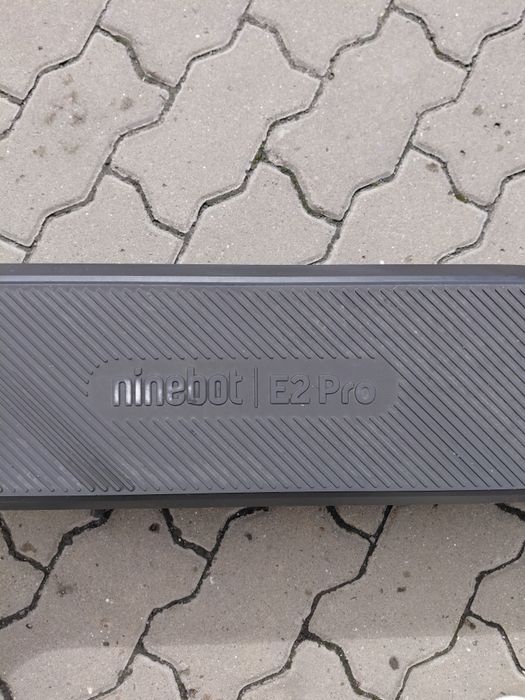 Електросамокат Ninebot E2 pro