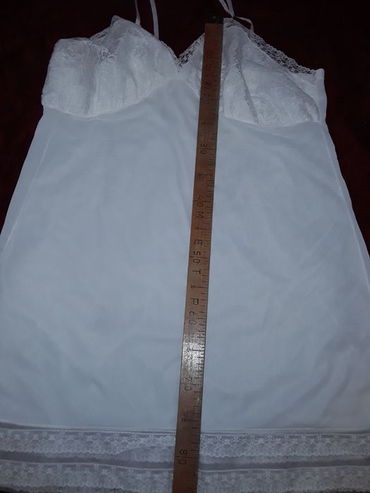 Жіночі комбінації різного розміру