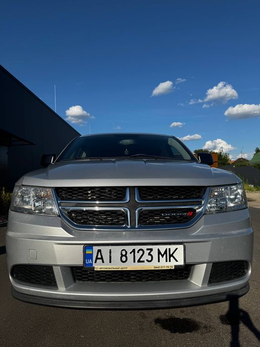 Продаж авто Dodge Journeu