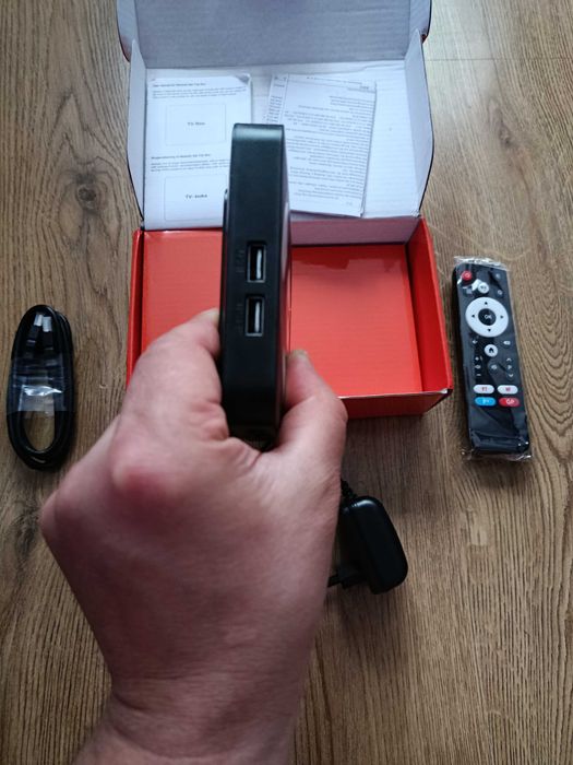 Смарт приставка Android TV MMQ 4/64GB