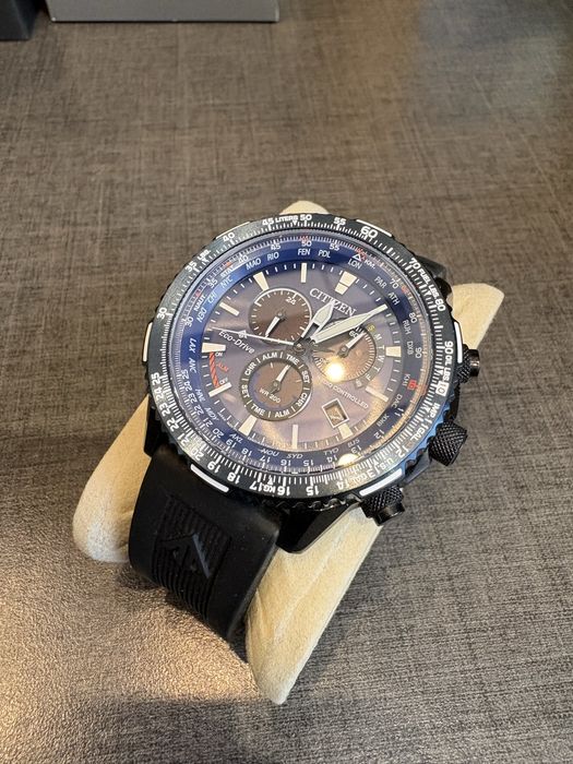 Citizen Promaster Sky CB5006-02L Eco-Drive Radio Controlled Sapphire WR200 – komplet