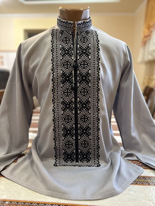 Сіра Вишиванка , чоловіча вишиванка, жіноча вишиванка, парні виши
