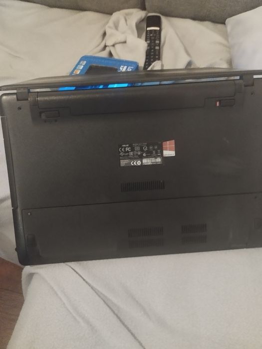 Asus   R510L  opis