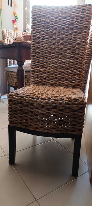 Cadeiras conjunto de 4 - Em  folha natural e madeira