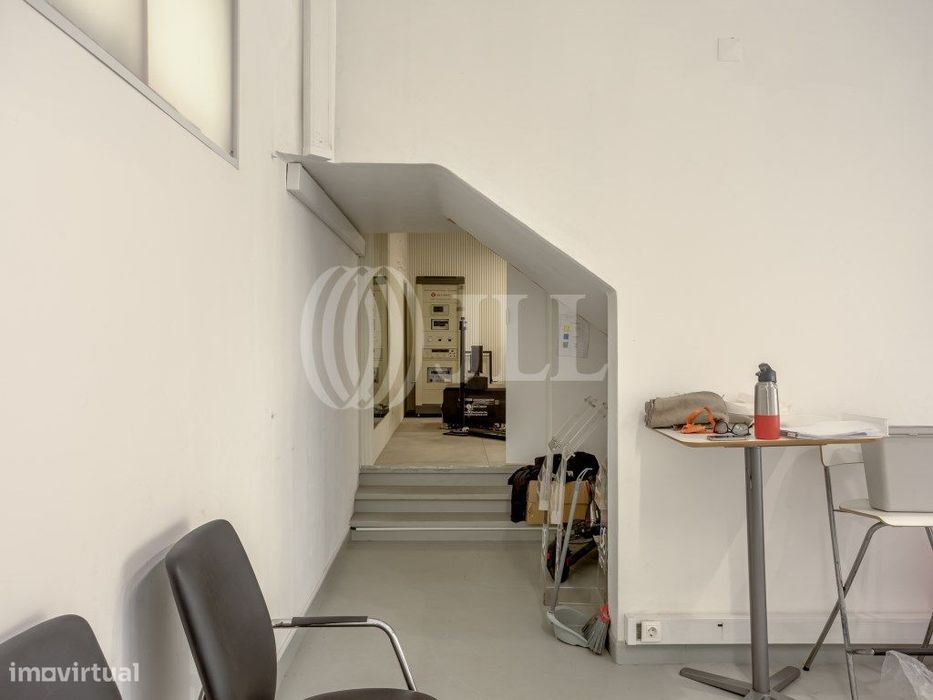 Espaço para dois apartamentos T2 em Alcântara, Lisboa
