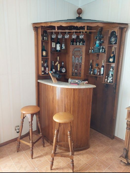 Bar, garrafeira de sala