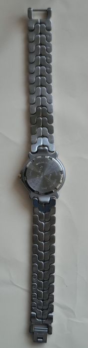 Женские часы Louis Valès Paris с японским механизмом Seiko