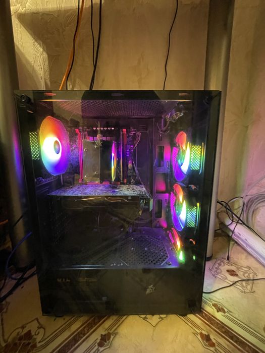 Компьютер в сборке